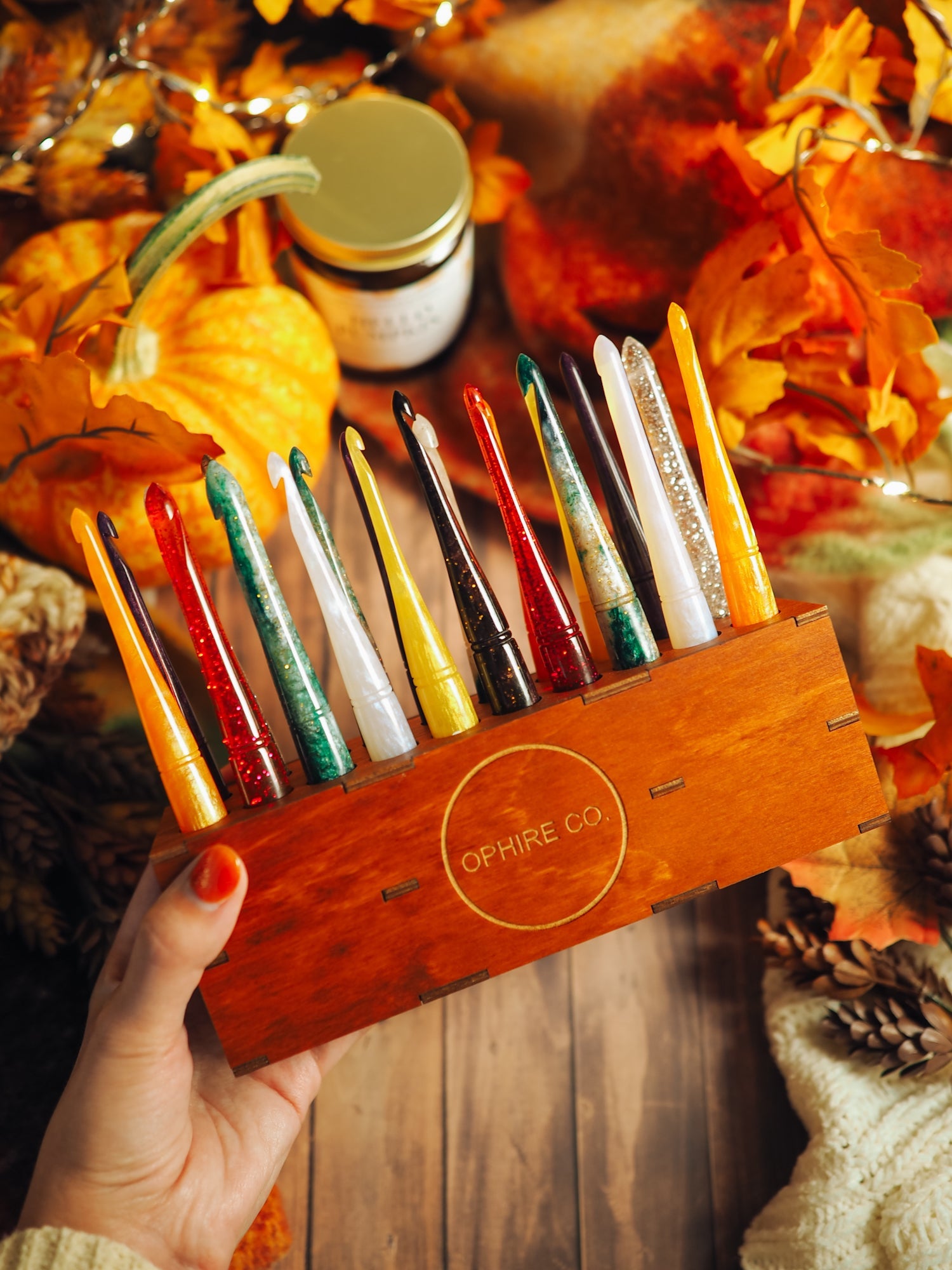 Cider Wooden 20 Hook Stand