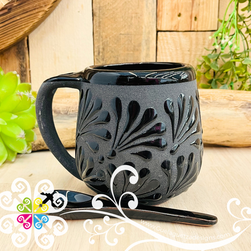 Black Clay Mug with Spoon - Taza Espiga con Cuchara